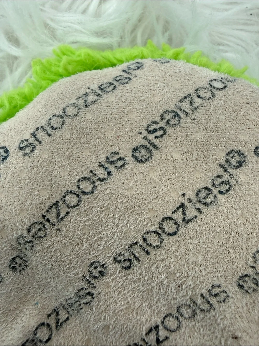 Snoozies Kids Size 1 Fuzzy Green Frog Slippers - Plush Indoor Shoes